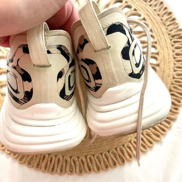 APL Streamline Low Top Running Sneakers Parchment Black Leopard Size 7 - Picture 12 of 14